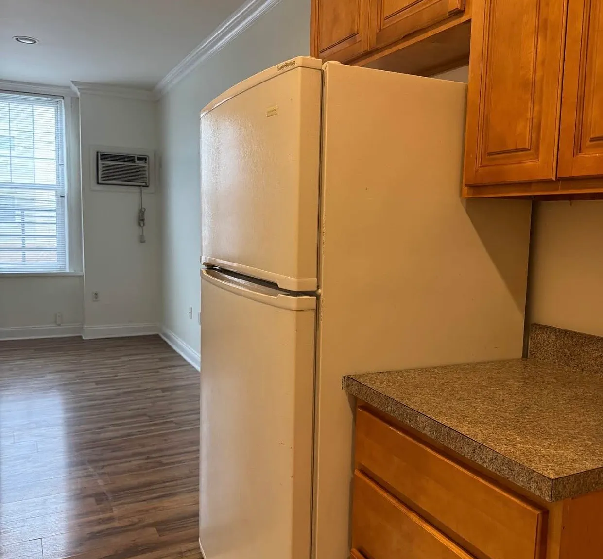 1 bed, $1,600 — Photo 3