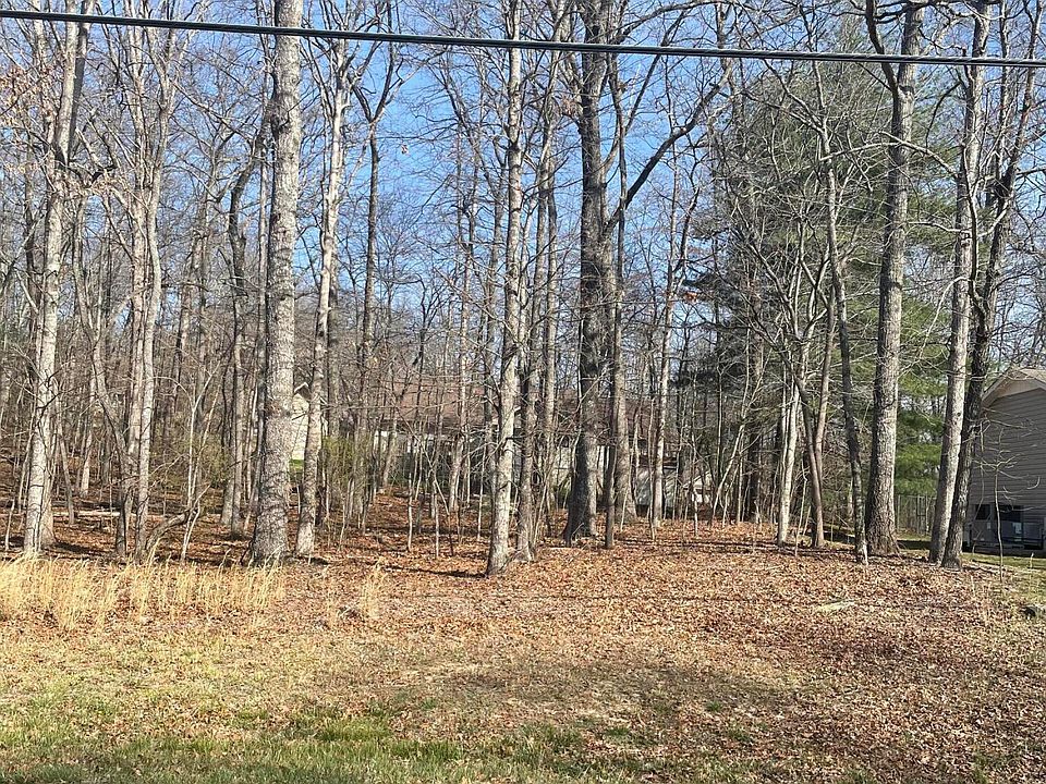 1st image of 359 Lakeview Dr