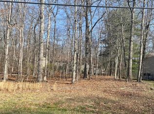 359 Lakeview Dr, Fairfield Glade, TN 38558