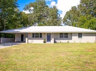 2805 Darwin St, Kilgore, TX 75662