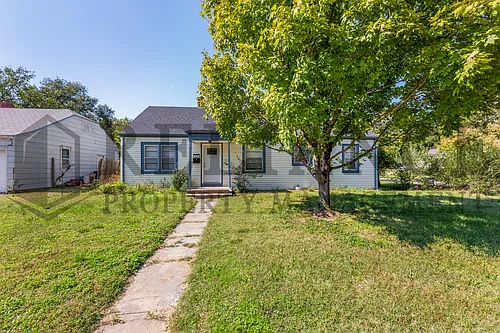 653 Harding St Photo 1