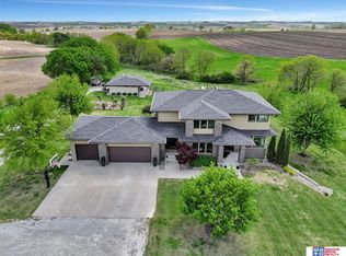 2946 O Rd, Syracuse, NE 68446