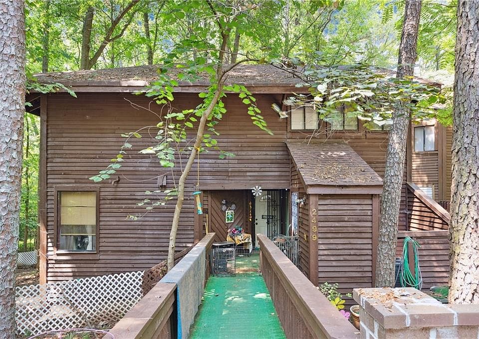 1st image of 2499 Terrace Trl
