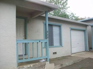 942 Yuba St, Redding, CA 96001