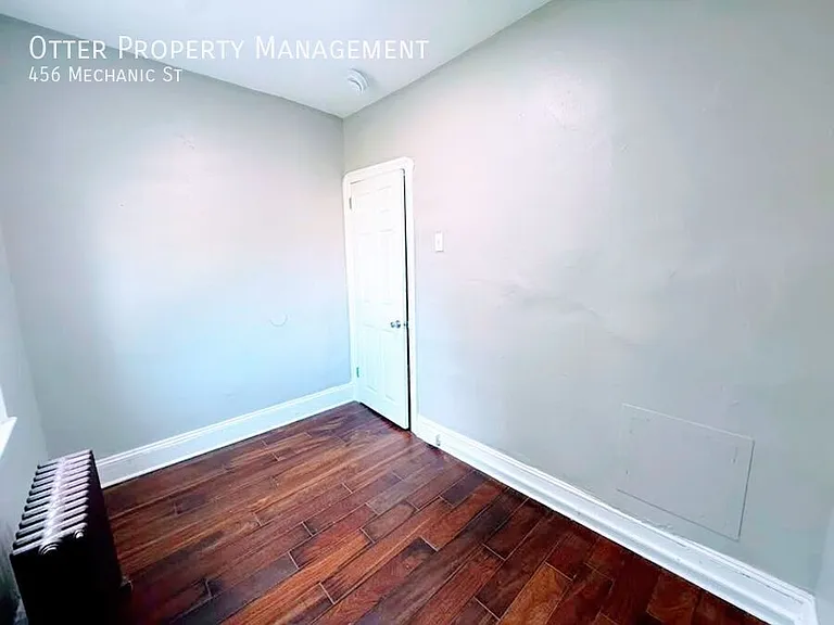 456 Mechanic St — Photo 22