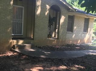 2992 Dodson Dr, East Pt, GA 30344