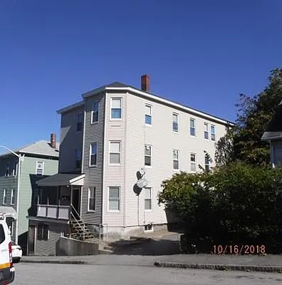 Building Photo 4