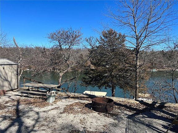 5th image of 70 SW Fishing Lake Dr