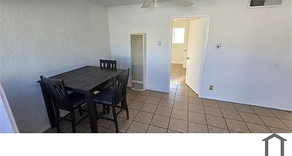 2 bed, 500 sqft, $725 — Photo 1