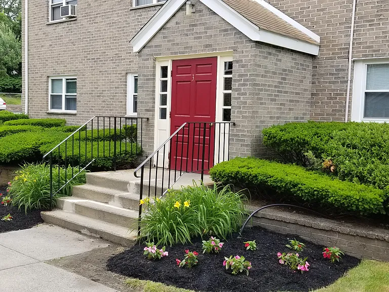 5A Allen St #14 — Photo 8