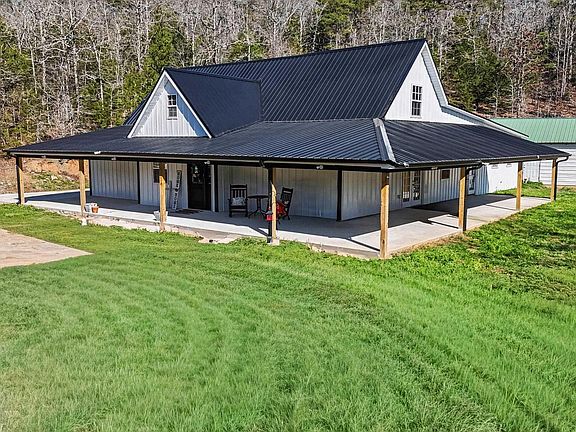 3rd image of 38 Crestview Rd