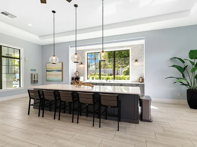 2658 Seychelles Cir #2504 — Photo 1