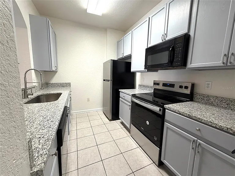 6335 Contessa Dr #201 — Photo 18