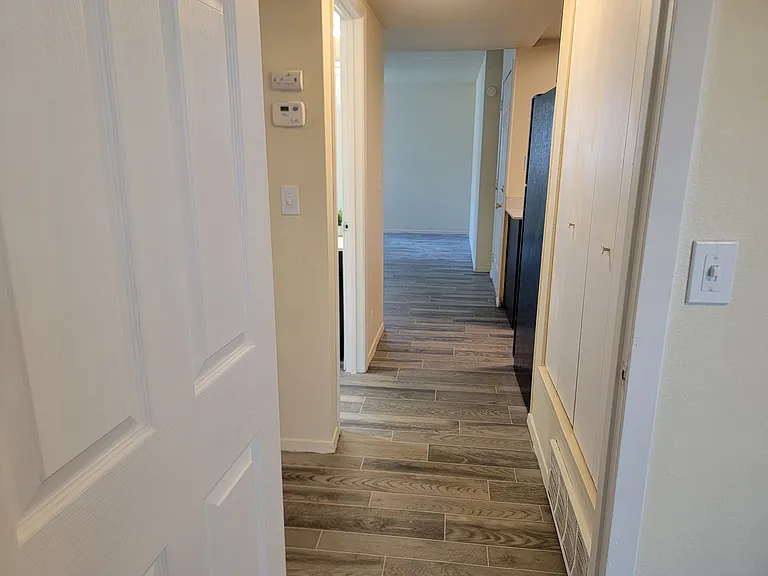 Covewood Village Apartments — Photo 20