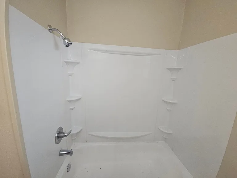 6419 Onyx Dr N — Photo 12