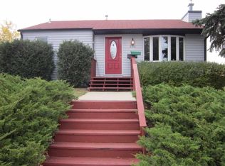 630 13th St NE, Minot, ND 58703