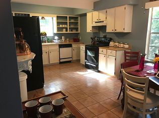 76 Corkwood Rd, Trinity, TX 75862