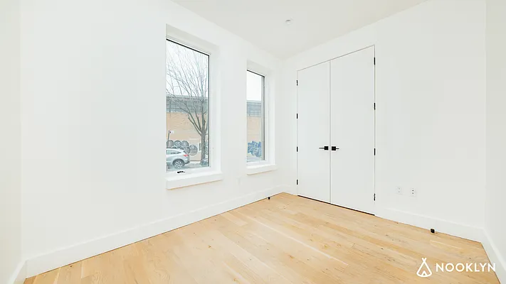 Rented by Nooklyn NYC LLC | media 59