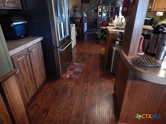3rd image of 250 Crooked Oak Dr