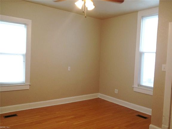 3rd image of 710 Dinwiddie St #A