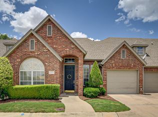 1629 Masters Dr, Desoto, TX 75115