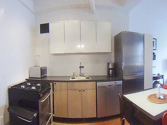 Rented by Citi Habitats | media 13