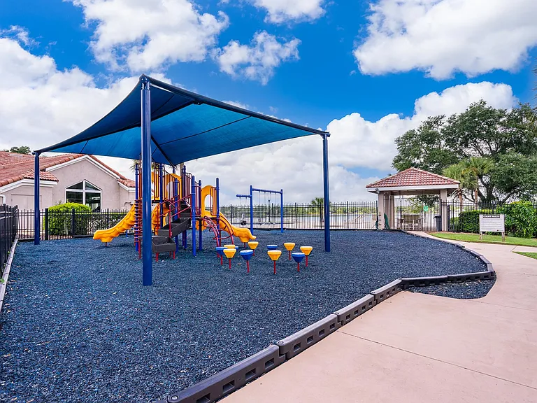 7709 Apple Tree Cir — Photo 40