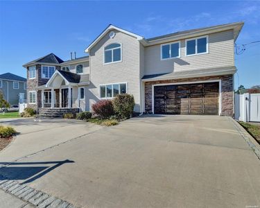8 Delta Road, Massapequa, NY, 11758