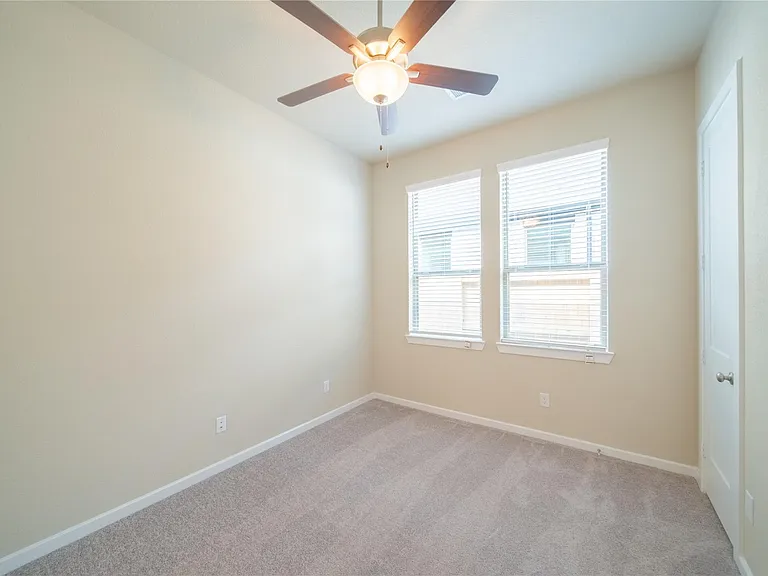6007 Painted Plains Ln — Photo 14