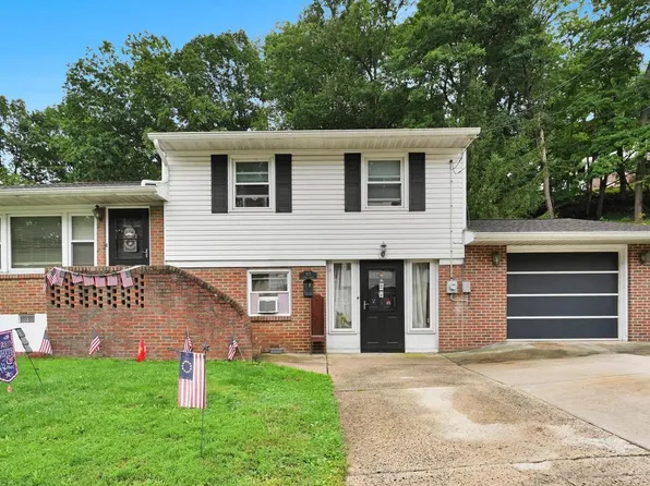 613 Snyder St, Pottsville, PA 17901