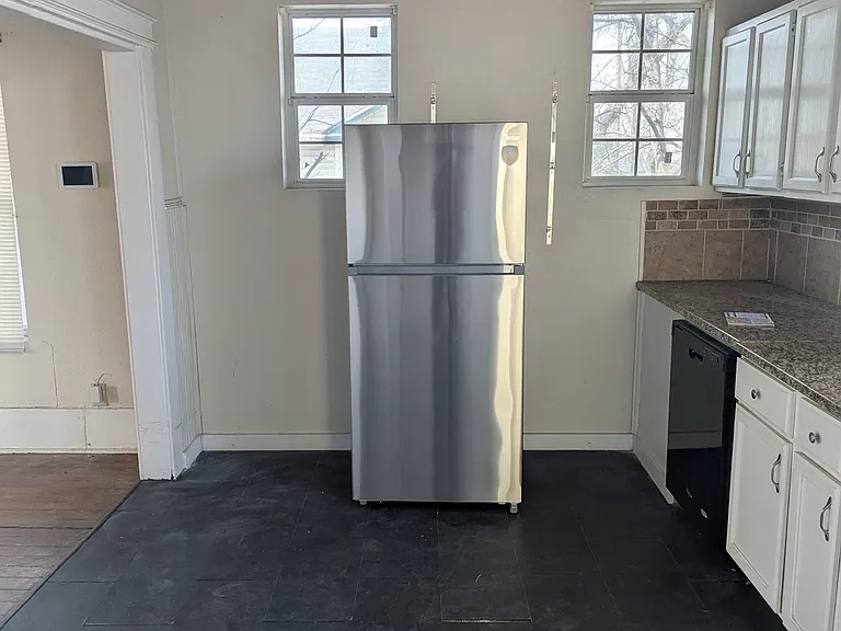 509 E Drexel Ave — Photo 7