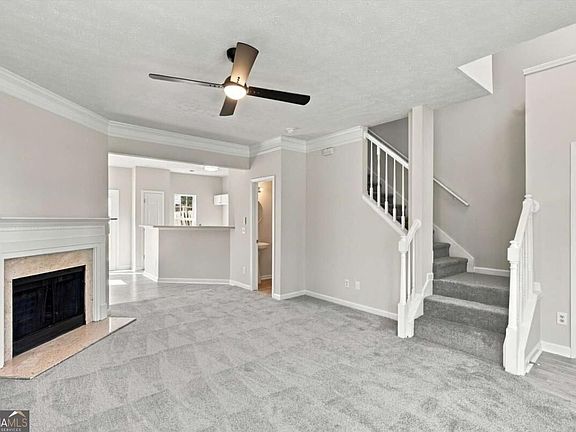 5th image of 104 Benfield Cir