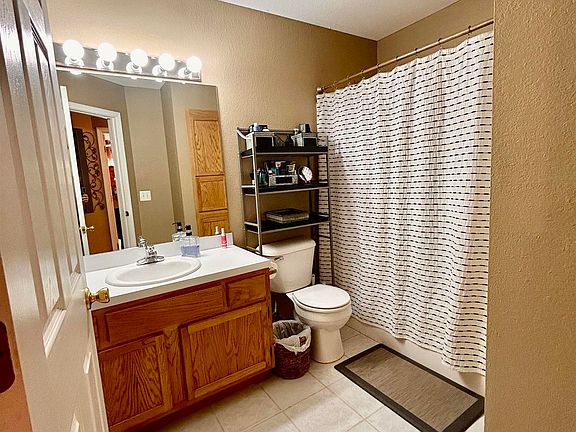 3rd image of 103 Scotch Ct