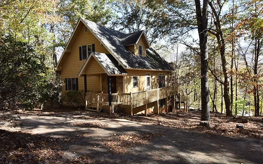 28 Blue Pine Ct photo 1