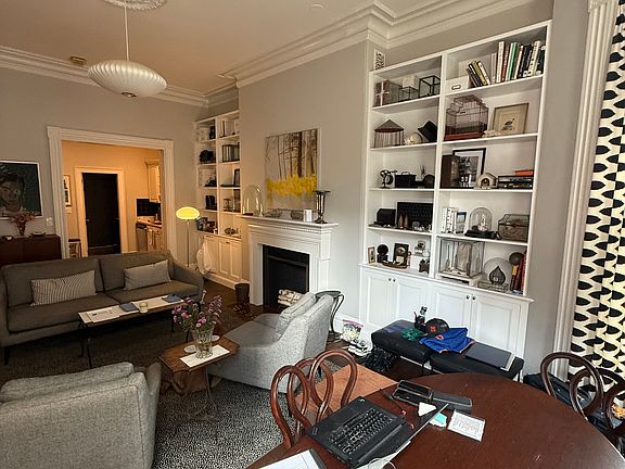 3rd image of 144 Commonwealth Ave APT 4