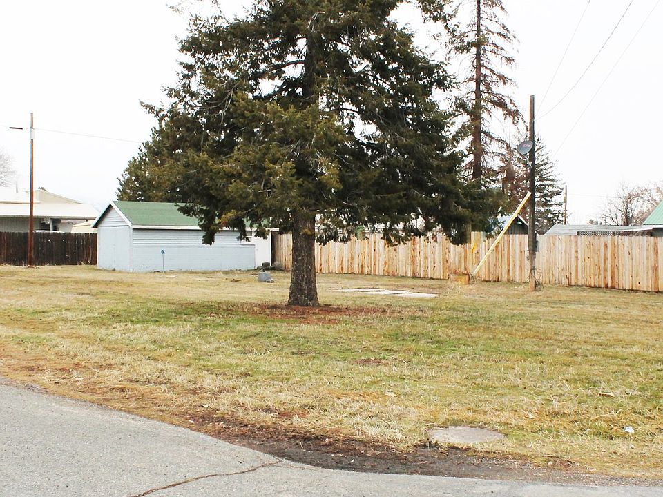 2nd image of 2305 14th St