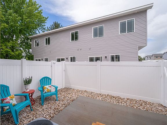 4th image of 712 Saturn Ave Unit A