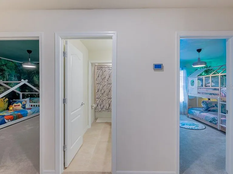 7215 Oakmoss Loop — Photo 42