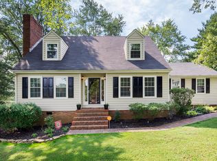 1118 Ridgeway Cir, Athens, TN 37303