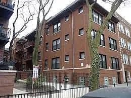 713 W Barry Ave #S2