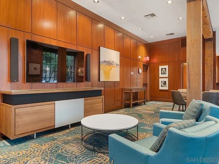 500 W Harbor Dr W #616 — Photo 51