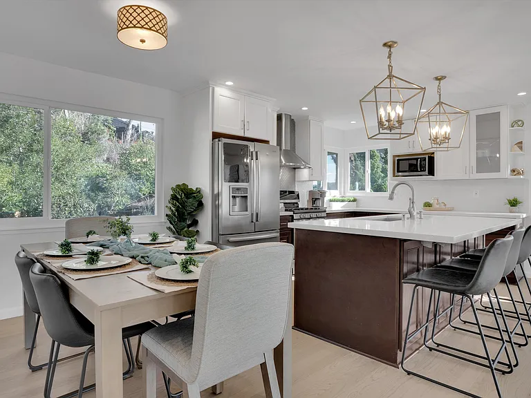 Stewarton Dr — Photo 14