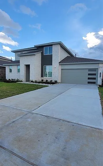 1015 Starcross Bend Dr — Photo 9
