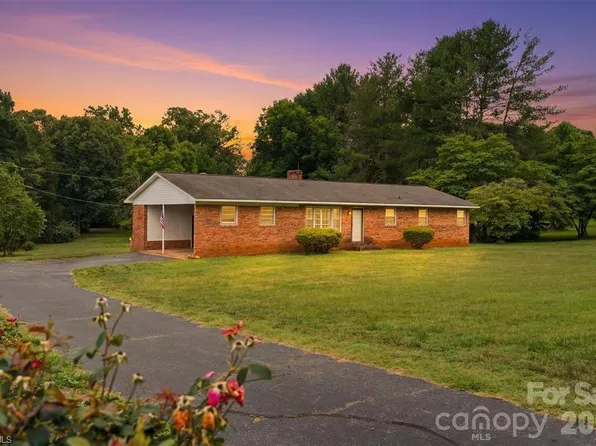 478 River Hill Rd, Statesville, NC 28625