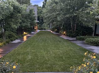 1130 E High St #5F, Charlottesville, VA 22902
