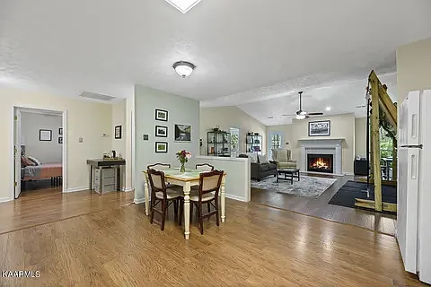 336 Creekview Ln — Photo 14