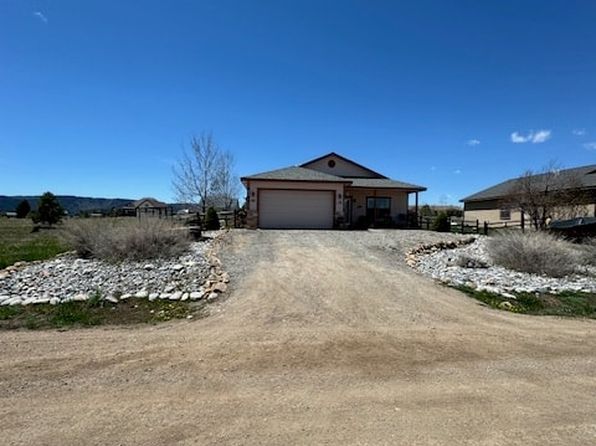 54 Paradise Dr