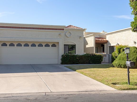 4th image of 9925 N Calle Loma Linda