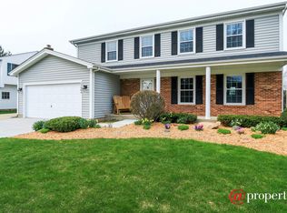 17264 W Huntington Cir, Grayslake, IL 60030