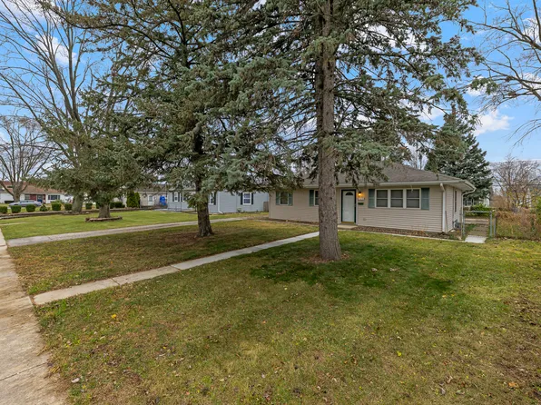 305 Saint Jude Ave, Joliet, IL 60436